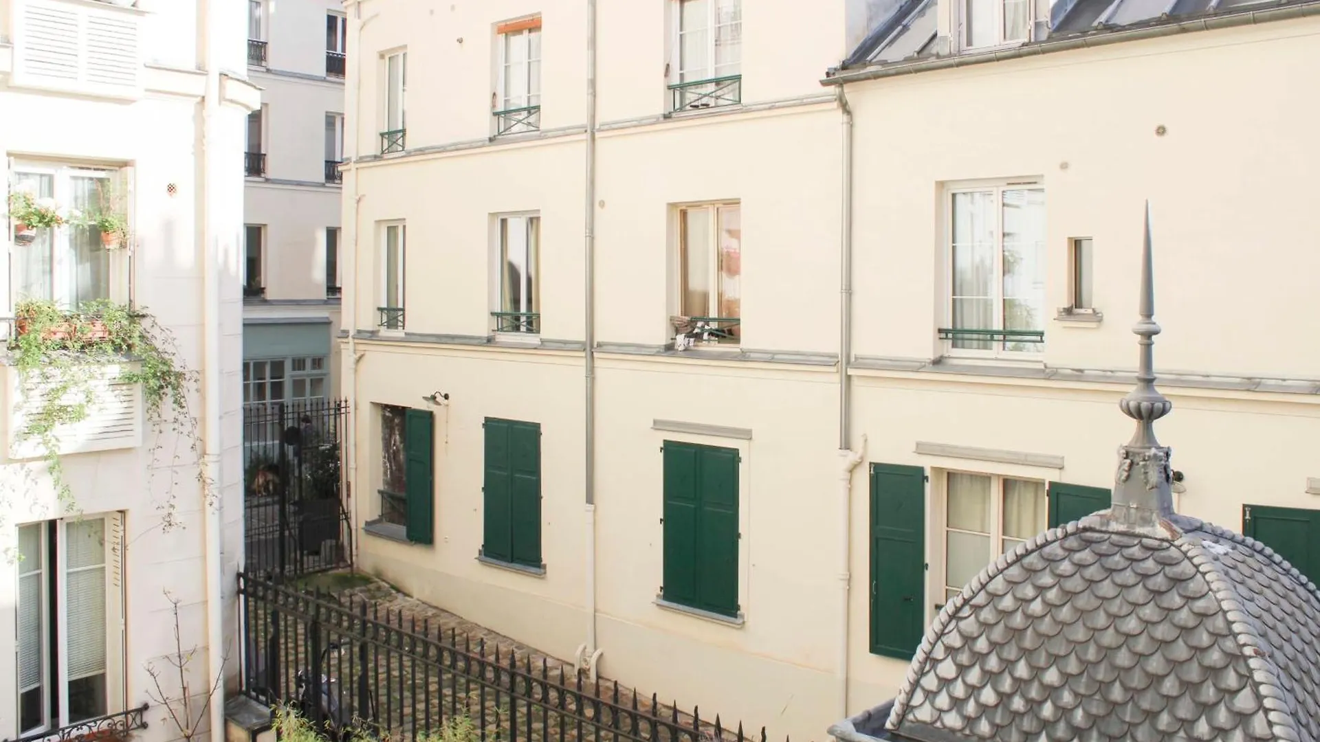 Apartment Nice T2 - Near Palais Garnier Paris France